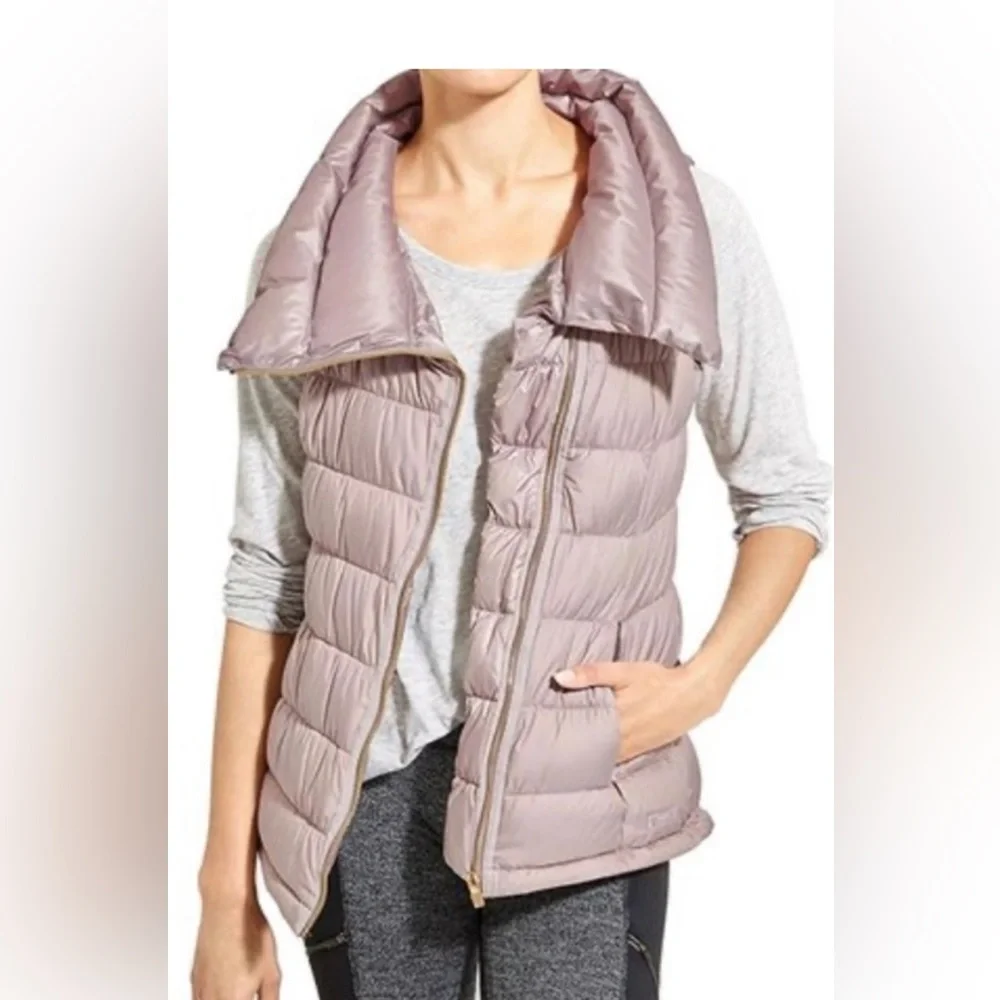 Athleta Downabout Goose Down Puffer Vest  Dusty Pink Size XS - Picture 2 of 16